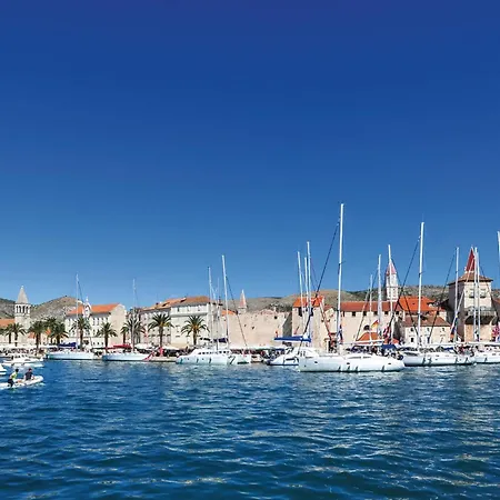 Stunning In Okrug Gornji With Wifi * Trogir
